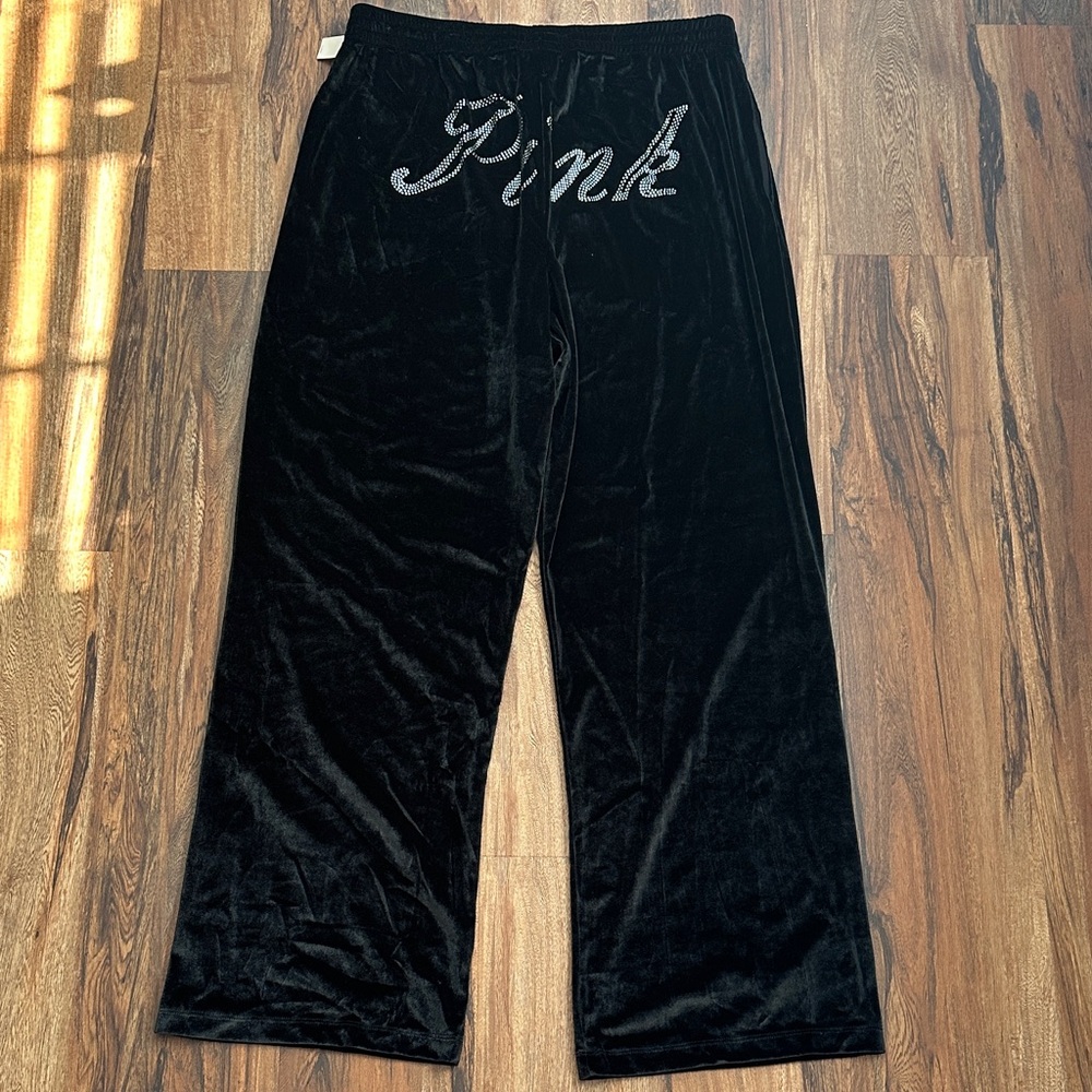 NWT Victoria’s Secret Velour Shine Logo Wide Leg Pants Black Size XL